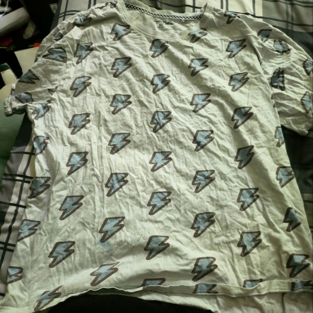 Sovereign Code Lightning Graphic Tee XL